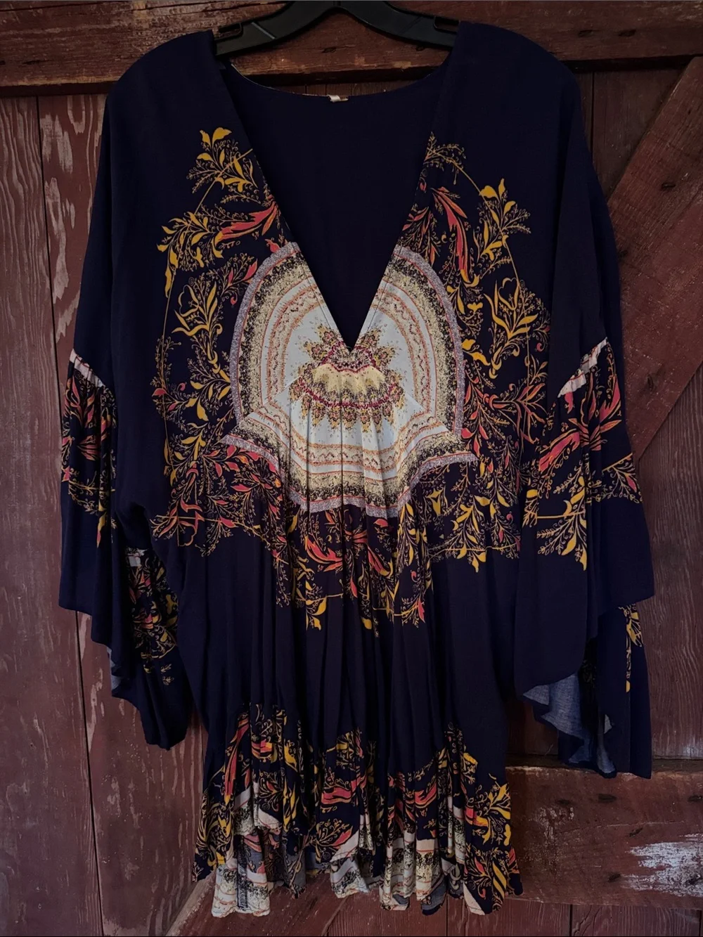 Free People navy print deep V neck gathered ruffle sleeve flowy boho top. Medium